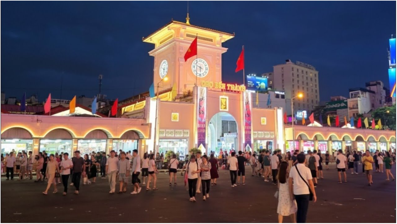Night Ben thanh Market